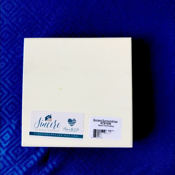 NWOT White Rustic Square Wood Sign - Picture 4 of 4